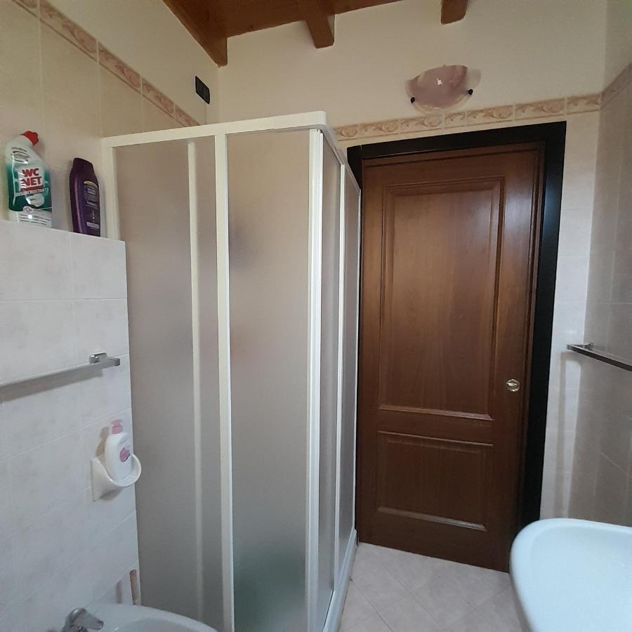 Garda Felice Appartement Desenzano del Garda Buitenkant foto