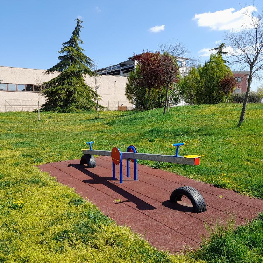 Garda Felice Appartement Desenzano del Garda Buitenkant foto