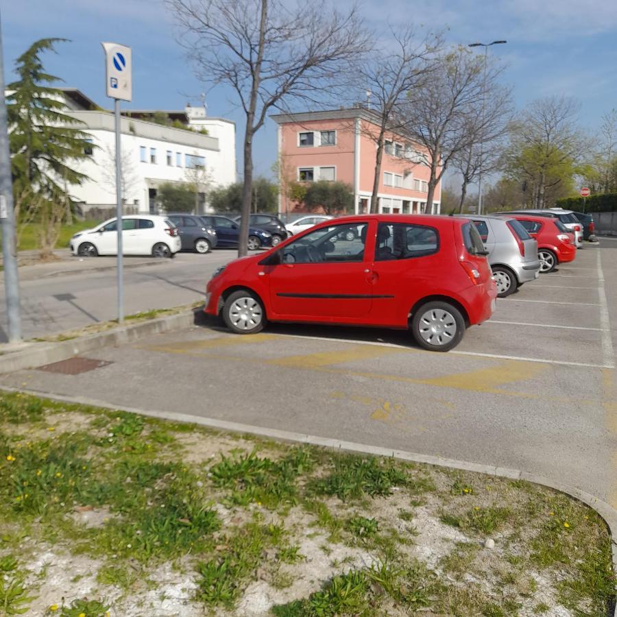 Garda Felice Appartement Desenzano del Garda Buitenkant foto