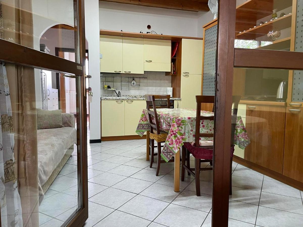 Garda Felice Appartement Desenzano del Garda Buitenkant foto