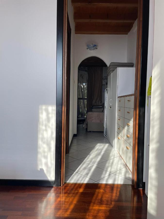 Garda Felice Appartement Desenzano del Garda Buitenkant foto