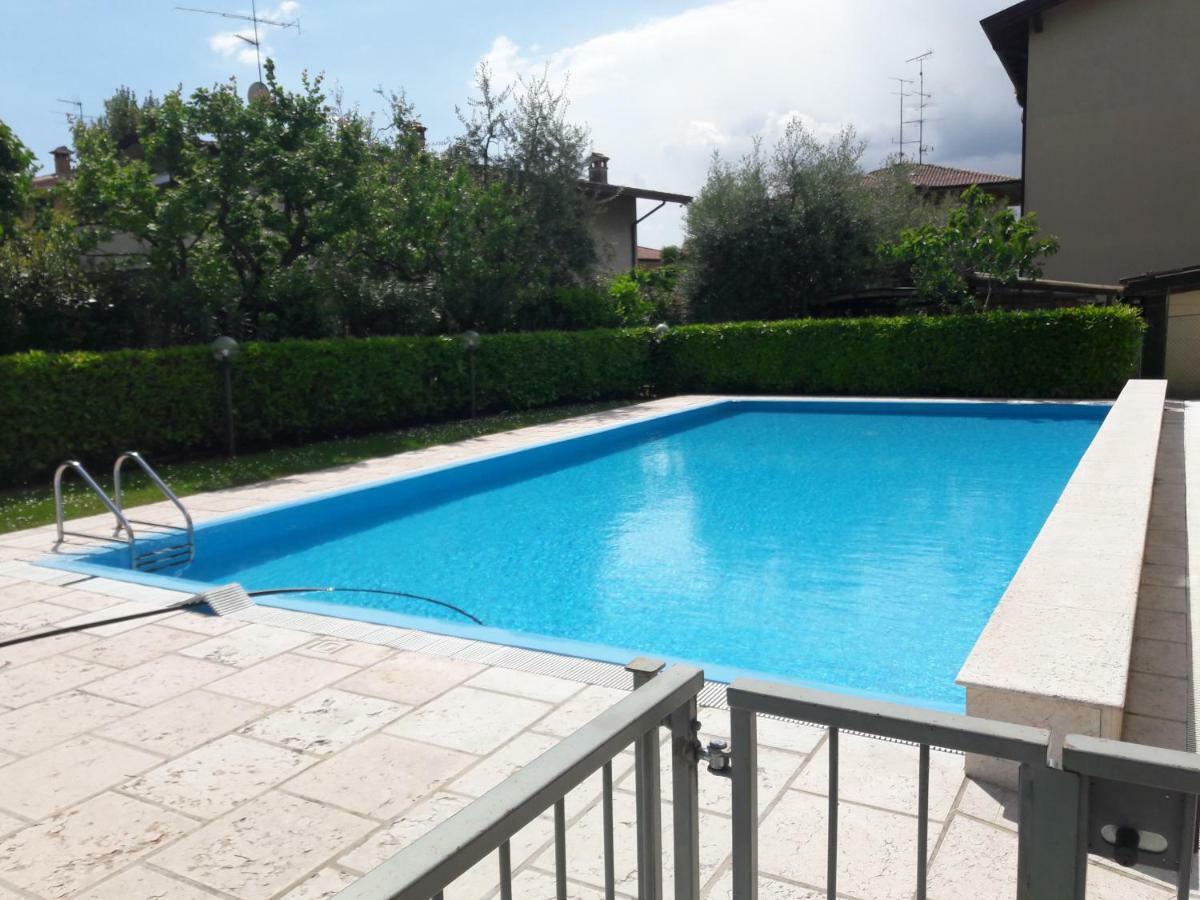 Garda Felice Appartement Desenzano del Garda Buitenkant foto