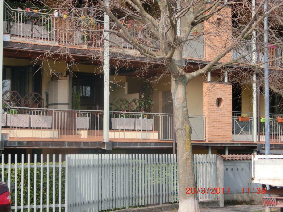 Garda Felice Appartement Desenzano del Garda Buitenkant foto