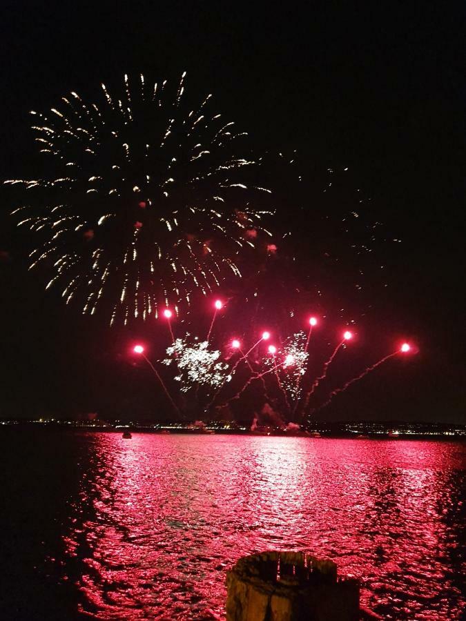 Garda Felice Appartement Desenzano del Garda Buitenkant foto