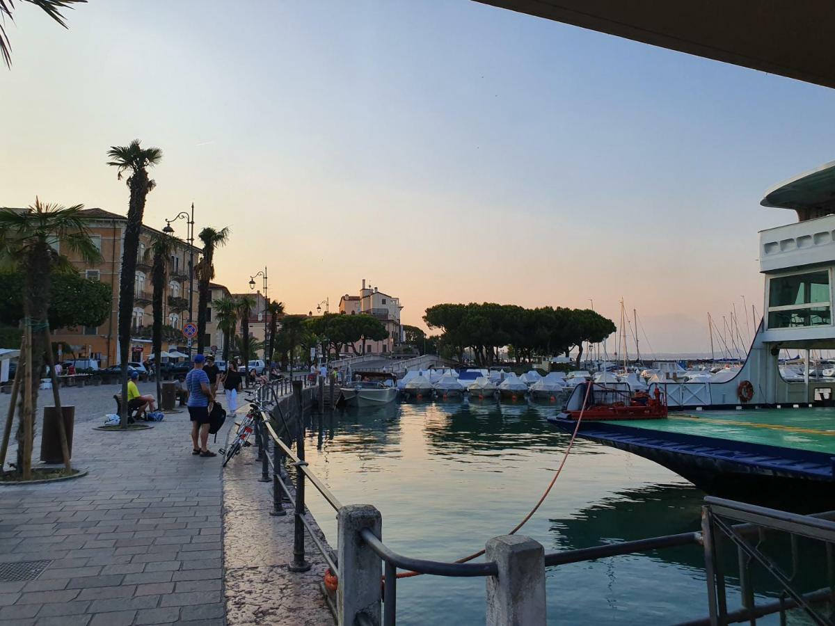 Garda Felice Appartement Desenzano del Garda Buitenkant foto